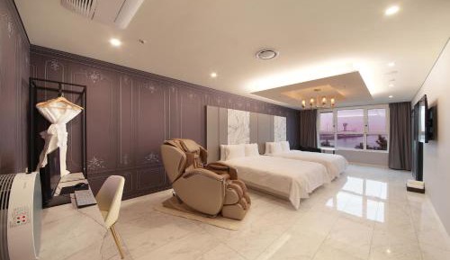 Ocean Suite