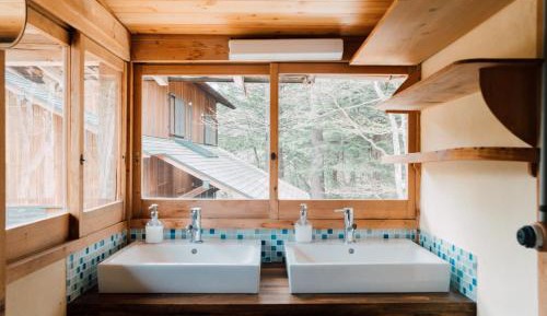 Double or Twin Room with Shared Bathroom