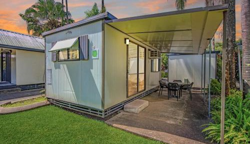 Standard Cottage with Shared Bathroom
