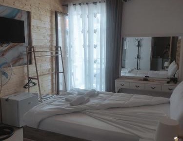 Double Room with Lake View
