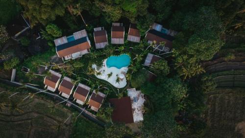 Villa with Garden View