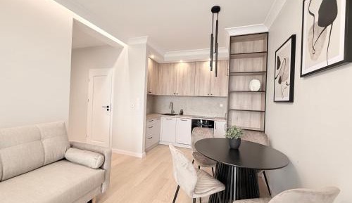 Two-Bedroom Deluxe Apartment with Balcony