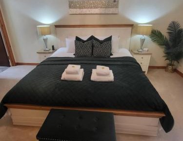 Superior King Room