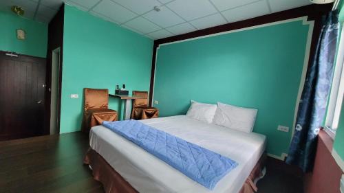 Double Room with Balcony and Sea View