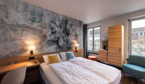 Double Queen Room