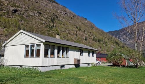 Three-Bedroom Holiday Home 