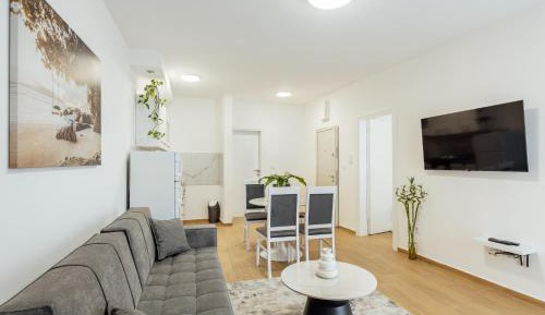 Two-Bedroom Apartment with Garden View