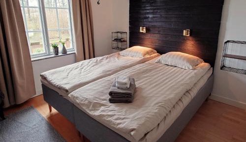 Twin Room with Private Bathroom