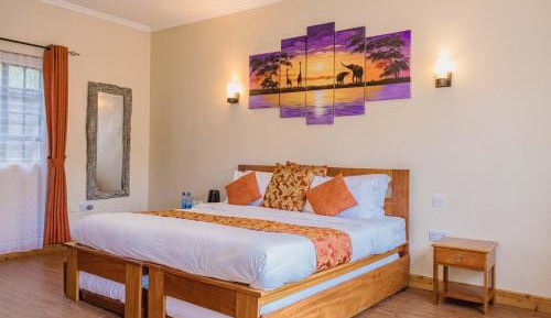 Double or Twin Room with Private Bathroom