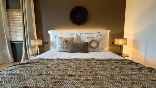 Suite King-Size Bed