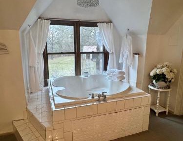 Suite with Garden View