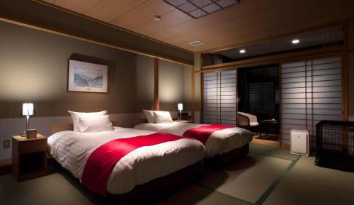 Top Floor Japanese Modern Twin Room(Nonsmoking) 【42㎡】 