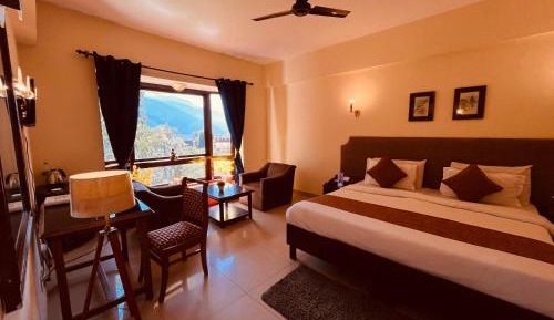 King Room with Mountain View