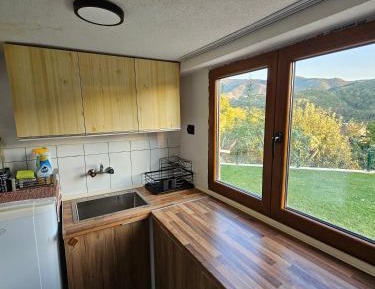 Double or Twin Room with Mountain View