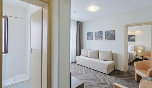 One-Bedroom Suite