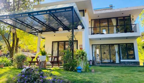 Three-Bedroom Holiday Home 