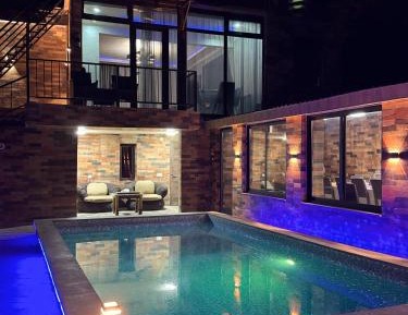 One-Bedroom Villa