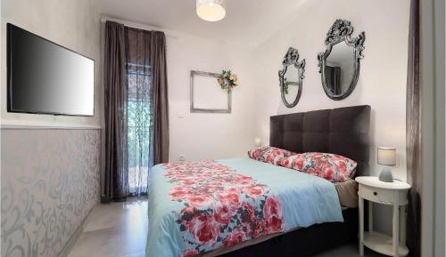 Four-Bedroom Holiday Home
