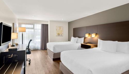 Double Room with Two Double Beds - Accessible