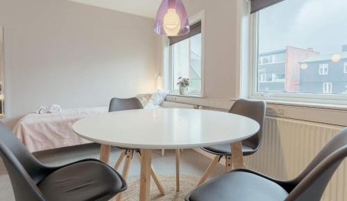 One-Bedroom Holiday Home