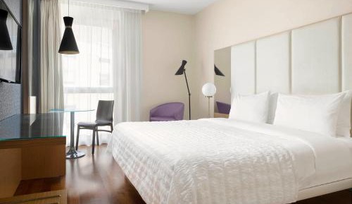 Executive Double Room, Larger Guest room, 1 King, City view