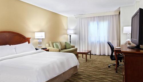 King Room - Concierge Level/ High Floor