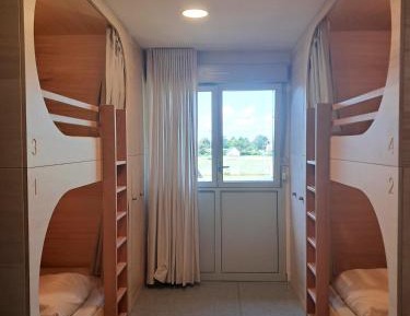 Single Bed in Mixed Dormitory Room