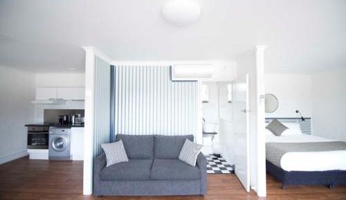 One-Bedroom Superior Apartment