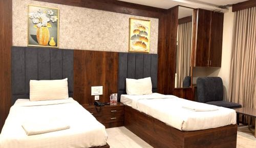 Deluxe Double or Twin Room