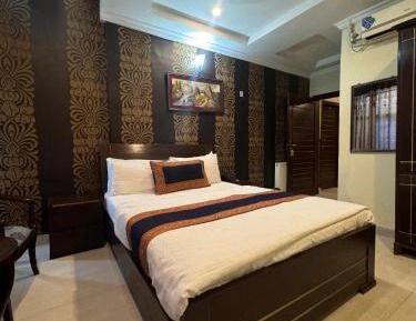Standard King Room