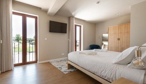 Double Room with Mountain View