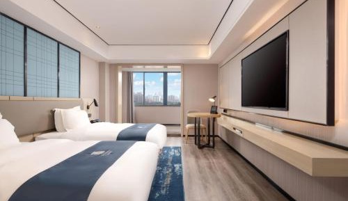 Twin Room with Lake View