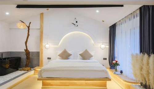 Double Room with Spa Bath