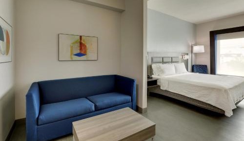 One-Bedroom Suite - Disability Access