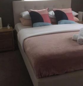 Double Room with Shared Bathroom