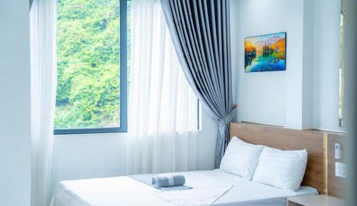 Twin Room with Mountain View