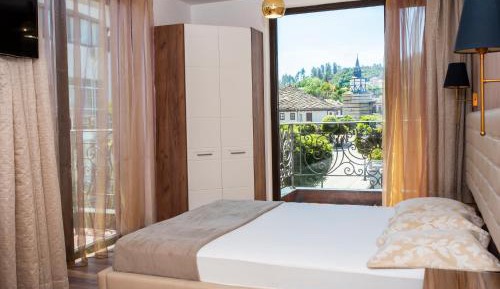 Two-Bedroom Apartment with Terrace