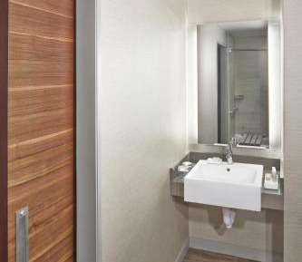 King Room - Hearing Accessible