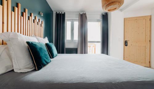 King Room with Balcony