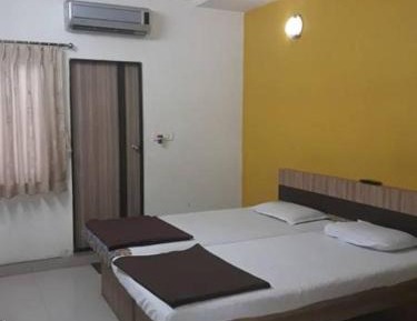 Superior Deluxe Double or Twin Room 