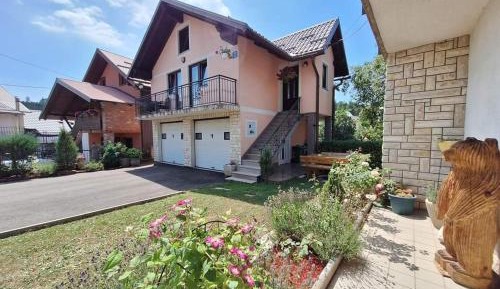 Three Bedroom holiday home 