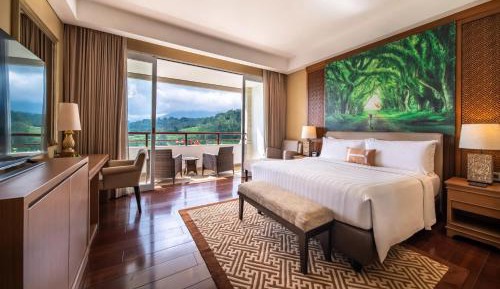 Deluxe Double or Twin Room with Balcony