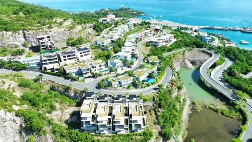 Villa - Beach Front