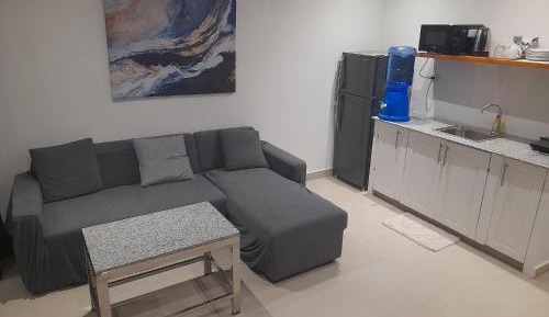 Deluxe King Suite