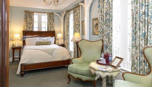Johnston Room - Main House Queen