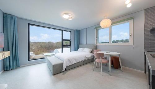 Double Room 2