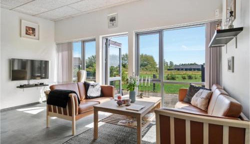 Four-Bedroom Holiday Home