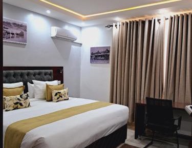 Executive Suite