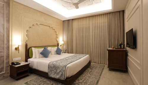 Aravali Deluxe Room