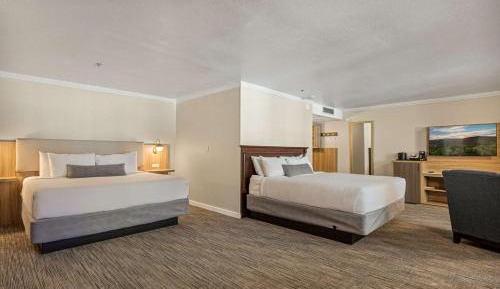 King Room with Two King Beds and Fireplace